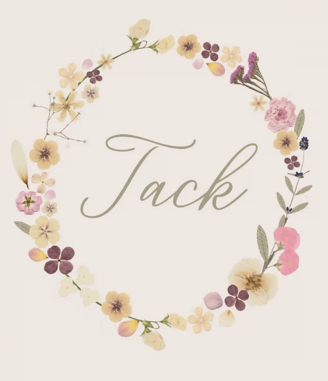 🌸Till er alla som besökt oss denna fantastiska sommar, vi är så glada och tacksamma att så många hittar till oss 🌸 OCH ett stort tack till vår underbara personal ni är grymma 🤩

MEN än blir ni inte av med oss vi håller öppet på helgerna fram till 14/9 och öppnar även upp gårdsbutiken på fredagar till er som vill handla grönsaker o bär inför helgen. 
Ni hittar våra öppettider på www.hallandsbar.se