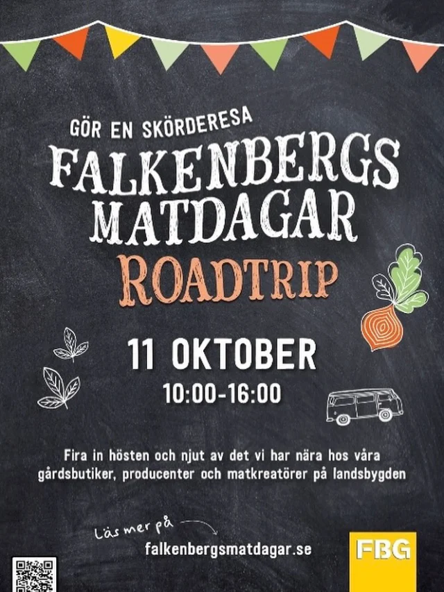På lördag öppnar vi upp för dagen, då kan ni njuta en sista gång för i år av våffla med färska bär (ej bärbuffe)
Kom och njut av våra härliga pizzor. ( PS Glöm inte att boka våra italienska aftnar mer info finns på www.hallandsbar.se). 
Självklart är butiken öppen med färska jordgubbar samt hallon.
Café o gårdsbutik 10-16 
Pizzeria 11.30-15.30