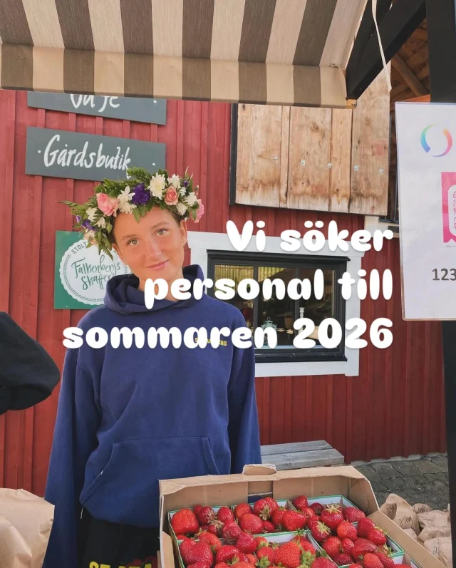 Till sommaren söker vi fler härliga personer som vill jobba hos oss på Stora Berg.
Vi letar efter personal till café, gårdsbutik,kök, pizzeria o självplock från 16 år. Diskplockare från 14 år. 
Du som söker gillar att jobba i högt tempo, är flexibel och ser dig själv som en bra lagkamrat. Att hjälpa till där det behövs faller sig naturligt för dig. Erfarenhet inget måste,det viktigaste är inställningen och viljan att jobba tillsammans i teamet med ett leende på läpparna. 
Service är viktigt hos oss där vi vill att alla gäster ska känna sig som hemma. 

Låter det kul? 
Skicka en ansökan och berätta lite om dig själv! 
Maila till storaberg@hallandsbar.se